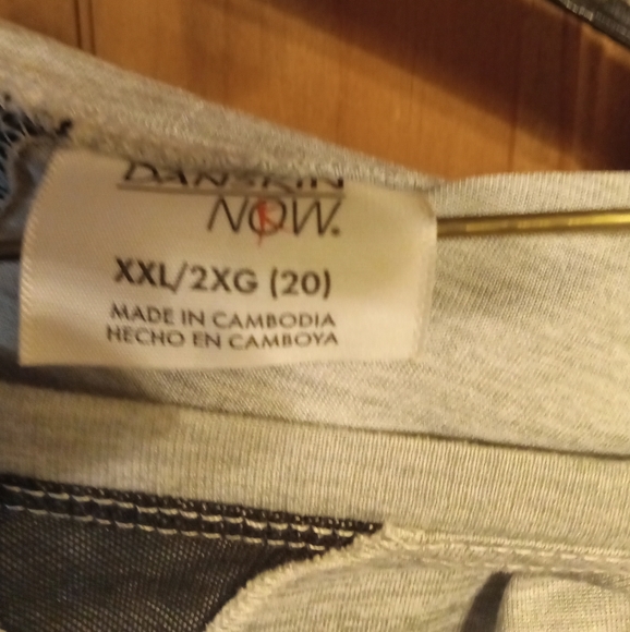 Danskin now active top - Picture 3 of 3